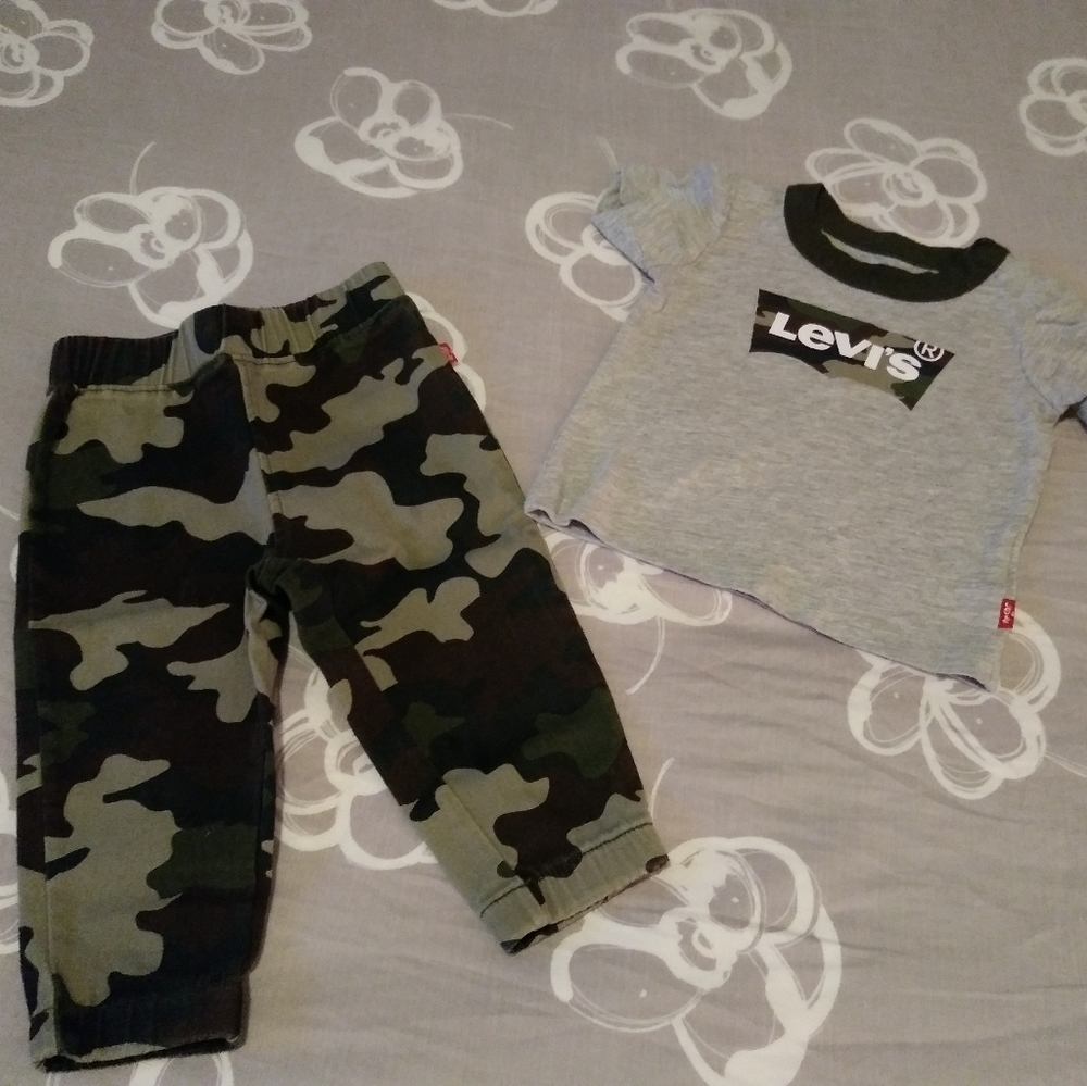 Boys Levi's Camo Pant Set 12 Months